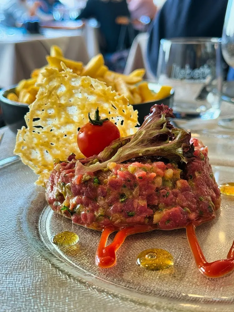 Tartare de Boeuf Du Jour